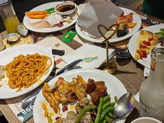 -好伦哥比萨烤肉自助(昌平航母店)