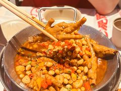 -肥肥虾庄·金牌油焖大虾(汉街SKP店)