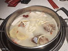 -三人行骨头王火锅(长寿店)