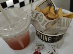 -纽约薯条(世豪广场店)