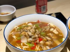 招牌牛蛙捞面-汤去三面