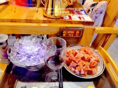 -毛辣果·贵州红酸汤牛肉火锅(西单店)