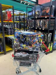 -卡通派潮品玩具折扣仓(青岛新城吾悦广场店)