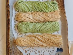 -靓海海鲜火锅(水上湖边观景店)