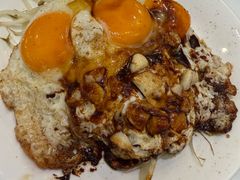 三波震蛋（带骨）猪扒饭-大哥餐厅(西城花园店)