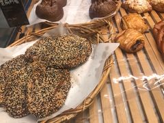 -Dough&Joe团憩(瑞虹天地月亮湾店)