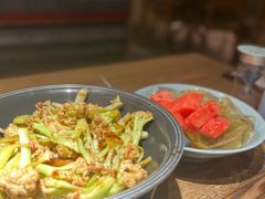 -蜜桃餐厅·伴山(湖滨商业街店)