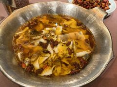 -沸腾鱼乡(知春路分店)