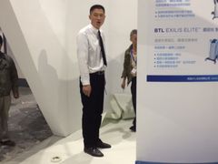 -上海跨国采购会展中心