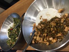 酱辣椒炒仔鸡-霸碗盖码饭(长沙河西通程店)