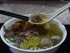 牛杂粿条-华威达牛庄(黄埔大道西店)
