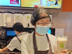 -奈雪的茶(市百一店)