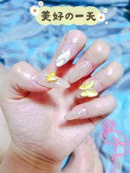 -花系美·美甲美睫精品店