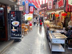-陈仓老街美食天地