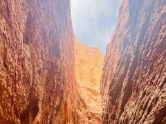 -天山神秘大峡谷