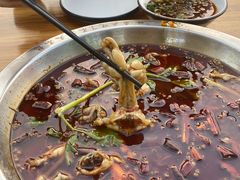 -老表牌·蛙蛙鸡冷锅鱼(成都东站店)