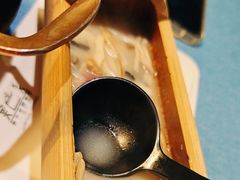 -香巴拉云南餐厅(华莱坞店)