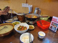 -富正毅三下锅·湘西韵味(天门山索道店)
