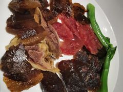 腊味煲仔饭-粤界(望京金辉店)
