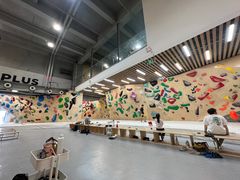 -ROCKPLUS攀岩馆(环宇城店)