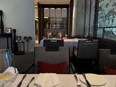 -罗宾斯牛排馆(重庆丽晶酒店)
