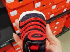 -上品折扣(回龙观店)