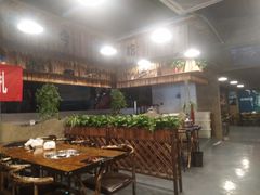 -吃鸡战场地锅鸡(明光路店)