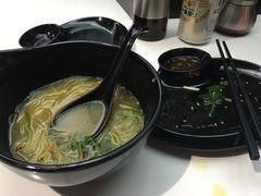 -小杨生煎(龙之梦购物中心店)