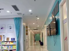 -Isee灰姑娘(龙湖狮山天街店)