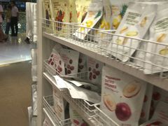 -名创优品(广东东莞东城万达2店)