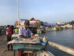 -尼甘布海鲜市场