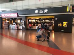 门面-麦当劳(禄口机场T2航站楼)