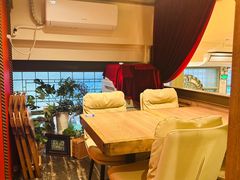-玛格萝妮比萨屋(四平店)