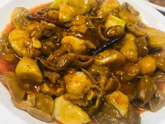 -曾氏肥肠馆(凯瑞雅居店)