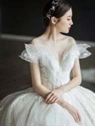 -LOVINA洛维娜婚纱礼服