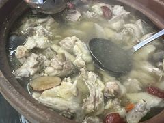 -东记炭炉·海鲜鸡煲(龙华店)