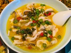 鲜青花椒鱼-港丽餐厅(高德置地店)