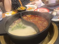 -沸炉重庆老火锅(军事博物馆店)