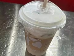 椰云拿铁-瑞幸咖啡(深圳东门中心城店)