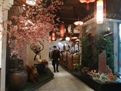 -万重锦·人文川菜馆(骡马市店)