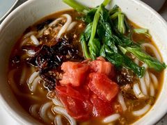 油鸡㙡凉米线-半山腰·云南菜(侨福芳草地店)
