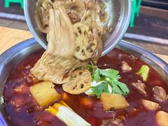 -佘记全家福芋儿鸡(向阳街总店)