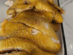 白斩鸡-蟹天蟹地农家菜·阳澄湖大闸蟹(浅水湾店)