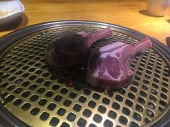 -唯成•韩国炭火烤肉 유성고기