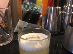 -Mx.cocktail bar