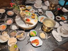 -半岛翡丽海鲜自助餐厅(观风亭店)