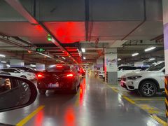 -百联又一城停车场