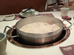 -洪氏嗨捞·猪肚鸡火锅(阳光天地店)