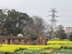 -茅草房·河畔园林火锅