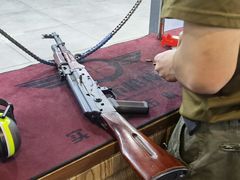 -都市枪神实弹射击俱乐部